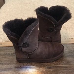 UGG Bailey Button boots
